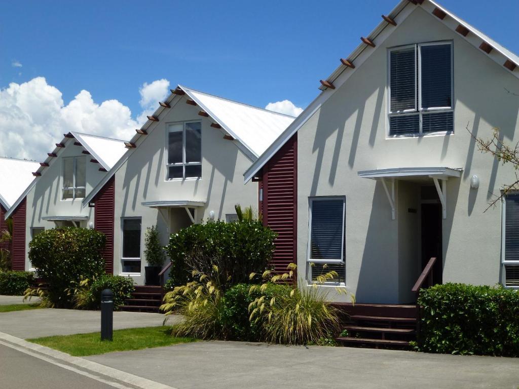 Ramada Resort By Wyndham Rotorua Marama Exterior photo