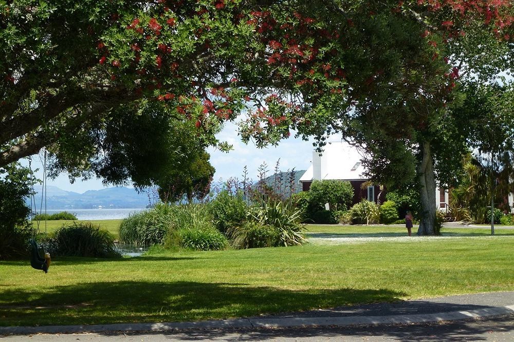 Ramada Resort By Wyndham Rotorua Marama Exterior photo